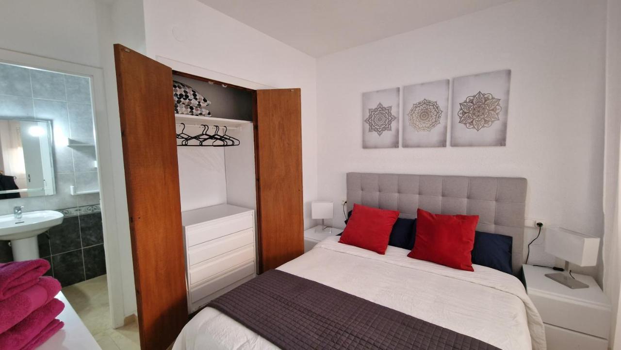 Ferienwohnung Apartamento De 1 Habitacion Frente Al Mar Y Con Piscina Benicàssim Exterior foto