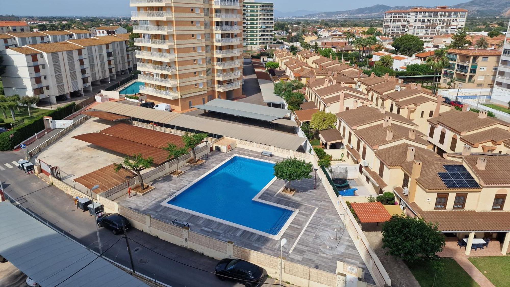 Ferienwohnung Apartamento De 1 Habitacion Frente Al Mar Y Con Piscina Benicàssim Exterior foto