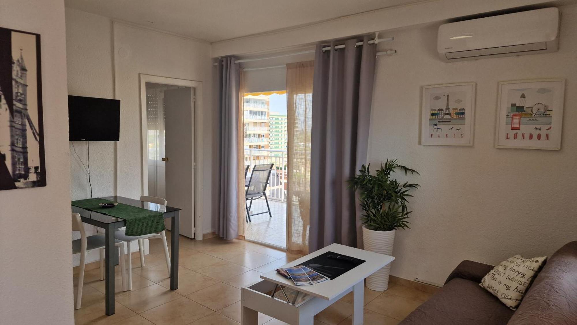 Ferienwohnung Apartamento De 1 Habitacion Frente Al Mar Y Con Piscina Benicàssim Exterior foto