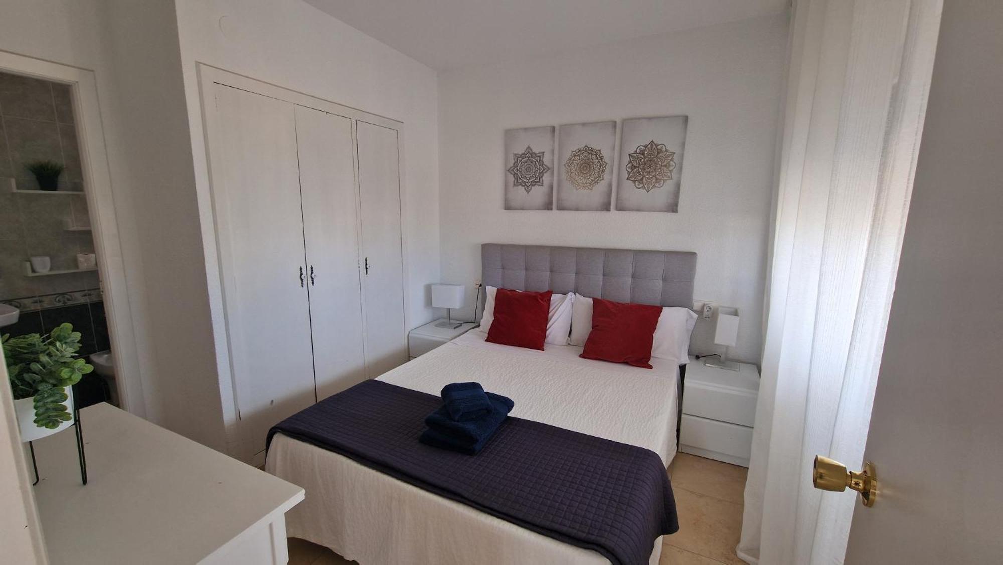 Ferienwohnung Apartamento De 1 Habitacion Frente Al Mar Y Con Piscina Benicàssim Exterior foto